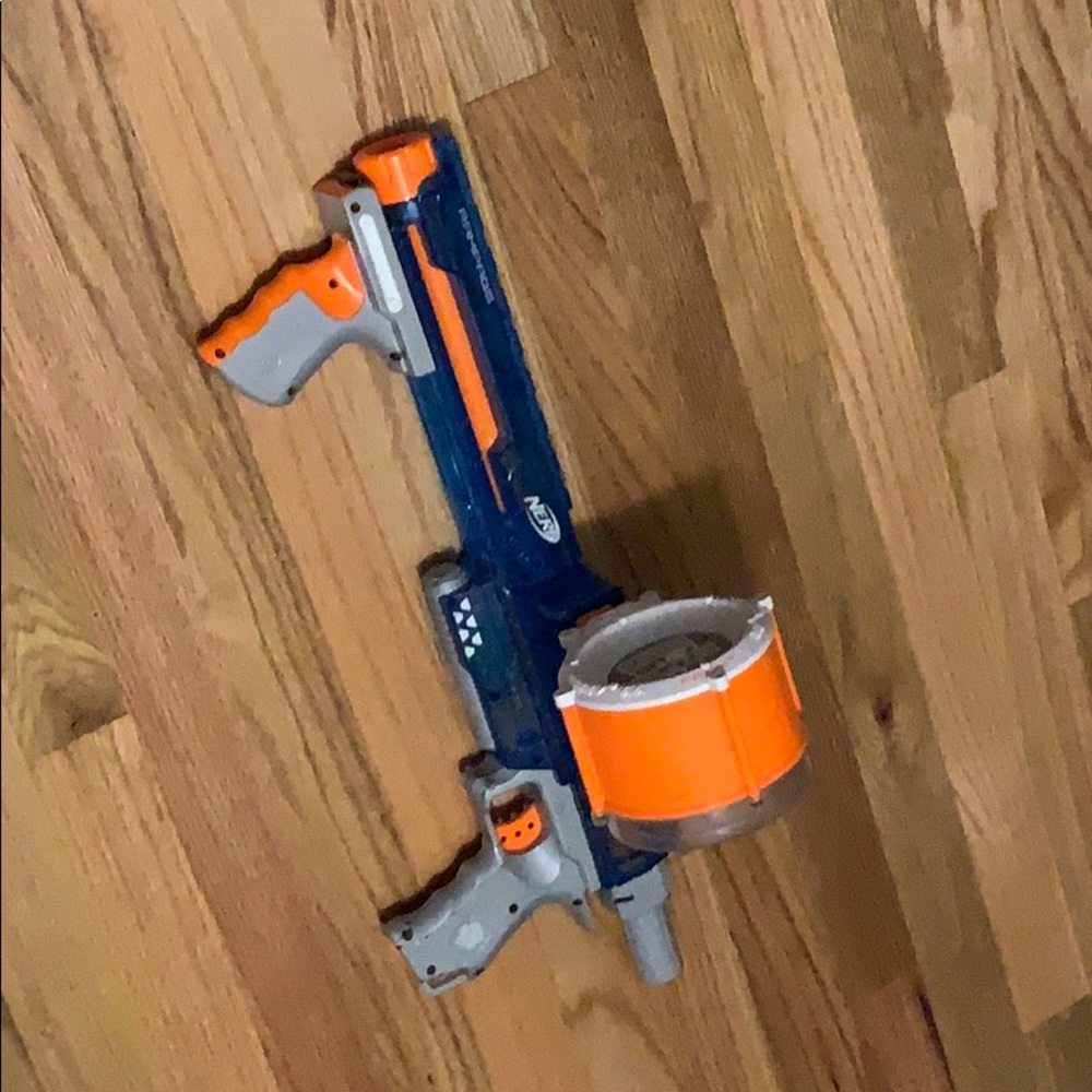 Nerf- N strike elite rampage